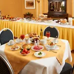 Alexandre Hotel